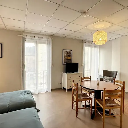 Apartment Au Coeur De Lamalou-les-bains, Proche Thermes Et Centre-ville, Avec Balcons Et Wifi. - Fr-1-451-172 Lamalou-les-Bains